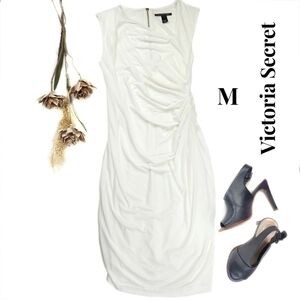 Victoria's Secret Off White Rouged Lined Slip Dress Sz M